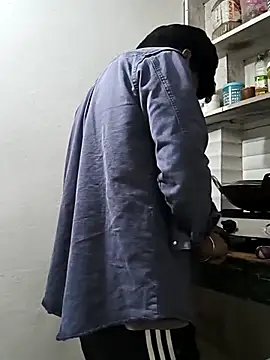 hottlund6 (M young) - Remove my Short