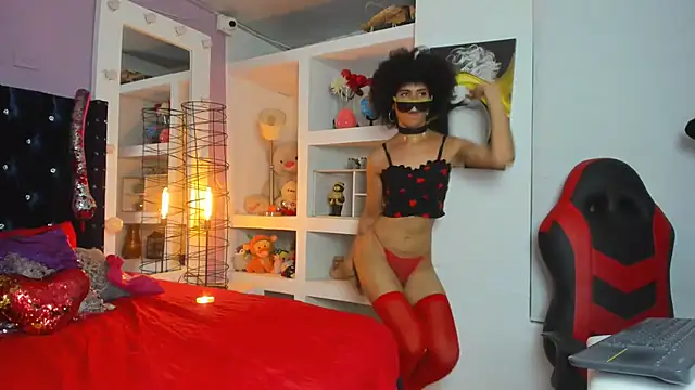 zaira_sofiaa - Zaira_sofiaa's free webcam - UK Sex Cams