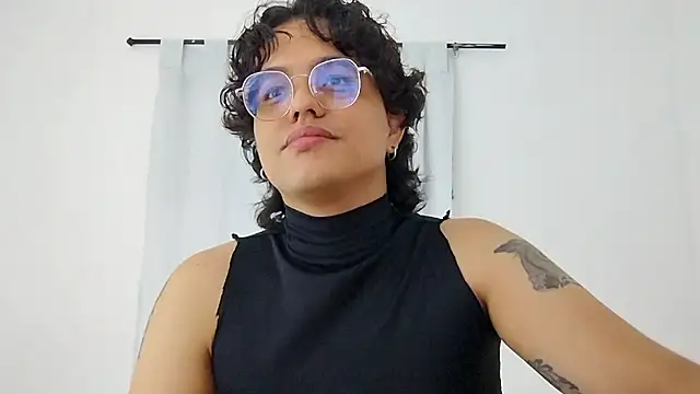 diane_blossom - Diane_blossom's free webcam - UK Sex Cams