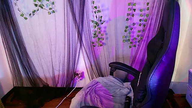 blue_katt - Blue_katt's free webcam - UK Sex Cams