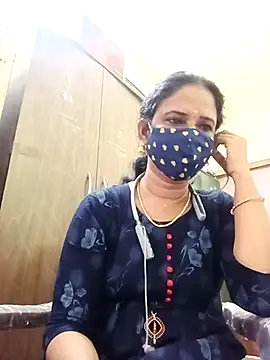 Webcam Model (tamil_Boomika)  is live.Free join now!