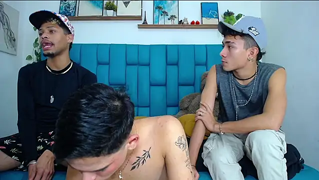 Hot_Boys_Latinos... Live Webcam on Stripchat