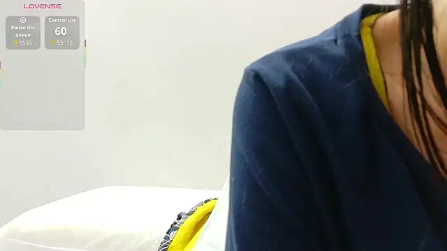 yourcuteneighbourr webcam