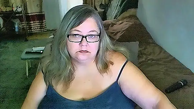 sex2 (F mature) - naked, squirt