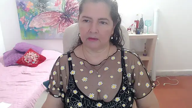 leonela_69 webcam