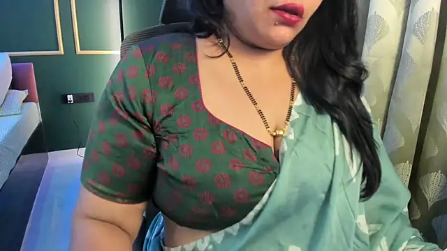 tarivishu11 – webcam model profile photo