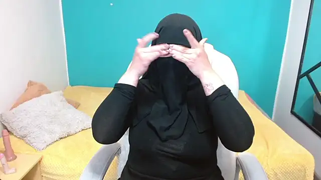 evelyn__salah - Evelyn__salah's free webcam