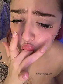 kellymoors - KellyMoors's free webcam - UK Sex Cams