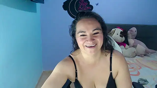 stefializon70 - StefiAlizon70's free webcam - UK Sex Cams