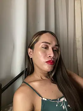 romanticpearlts - RomanticPearlTS's free webcam - UK Sex Cams