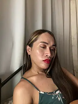 RomanticPearlTS webcam