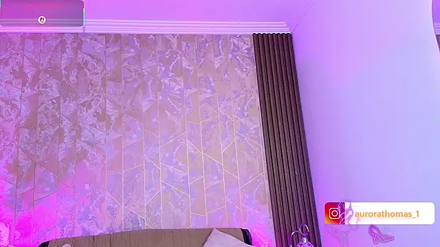 Aurora_thomas__1 webcam