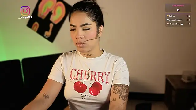 Maryybellax webcam