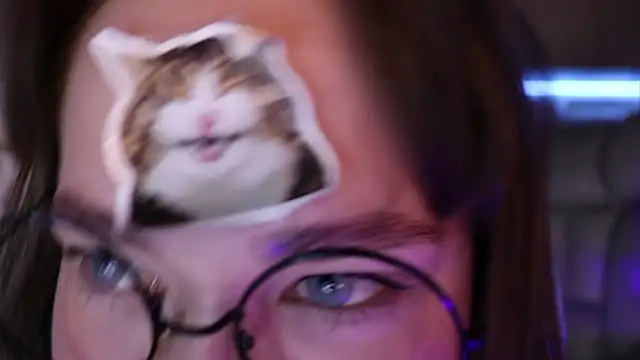 BettySquirtson webcam