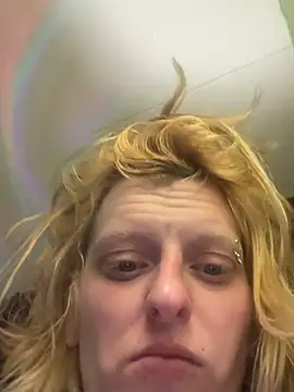 KITTYBOOBOOFUXX webcam