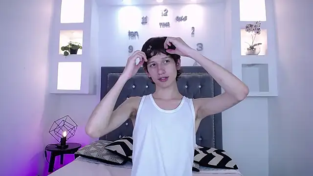 emo_boy_ (M twink) - show ass