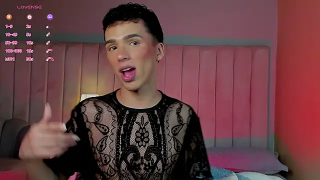 seab_trooy (M twink) - TWO FINGERS INTO MY ASS