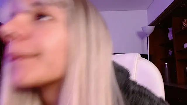 peyton_golden1 webcam