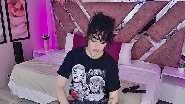 KatherineGomez webcam