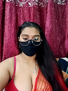 Webcam Model (Jasmine_jaaan)  is live.Free join now!