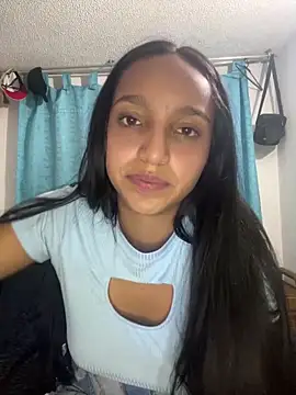 Webcam Model (Eve_Ritz)  is live.Free join now!