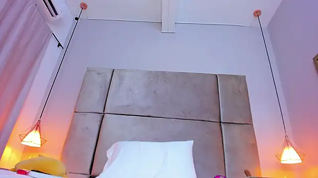 isabel_sofiaa webcam