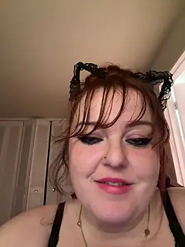 KittyCreamKisses webcam
