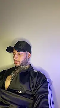 _jamesleandros1 webcam