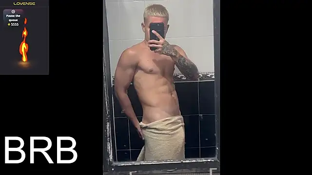 DerekOlsen Live Webcam on Stripchat