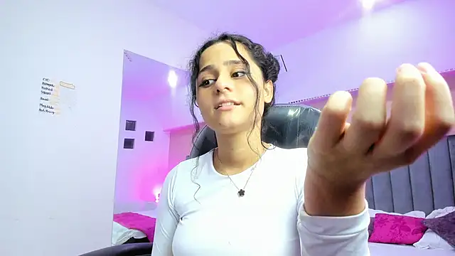 Giselle_Roldan webcam