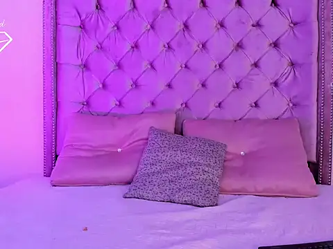 Diamond_Piarce webcam