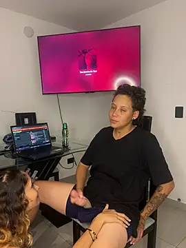 Rob_and_lizzy webcam