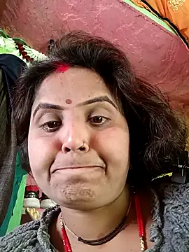 Webcam Model (Pooja_hote)  is live.Free join now!