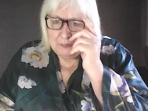 alexia64231 - Alexia64231's free webcam - UK Sex Cams