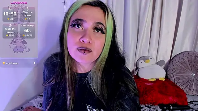 Lilith_Zenith_ webcam