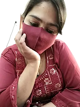 Webcam Model (Magical_Girl-)  is live.Free join now!