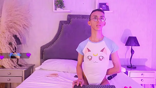 AdharaSweet1_ webcam