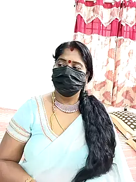 tamil-aunt webcam