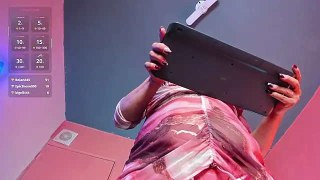 MATURE_HARDCORE webcam