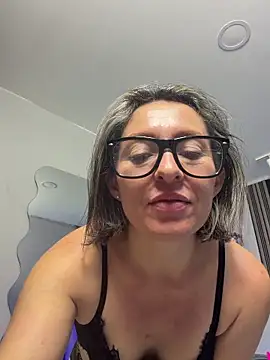 Yelena03 webcam