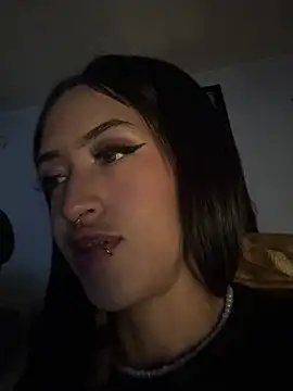 MichelleDiaz_Pink webcam