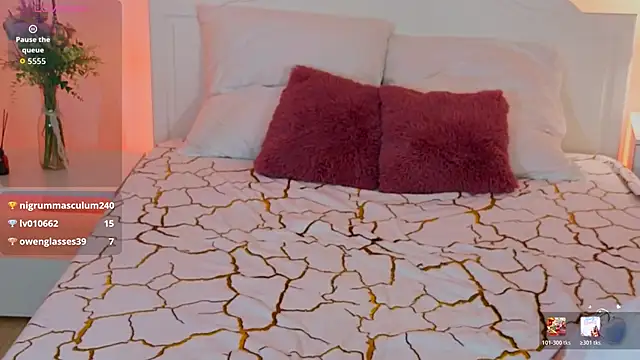 _Amelia_Shine_ webcam