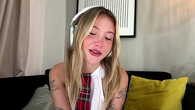 MartinaDeoliveira webcam