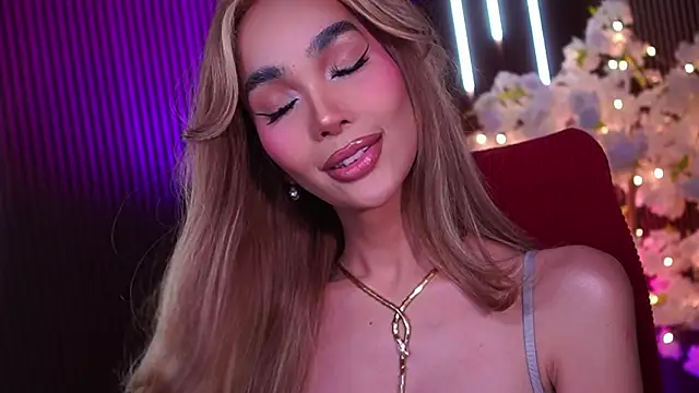 xxforyoureyesonlyxx webcam