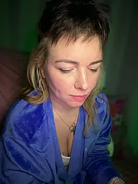 MarlaFknSinger webcam