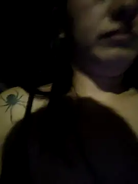 Adrenaline_crazy webcam