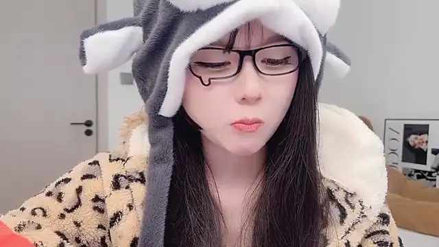 lnua-lnua (F teen) - 脑袋是用来想我的  笨蛋