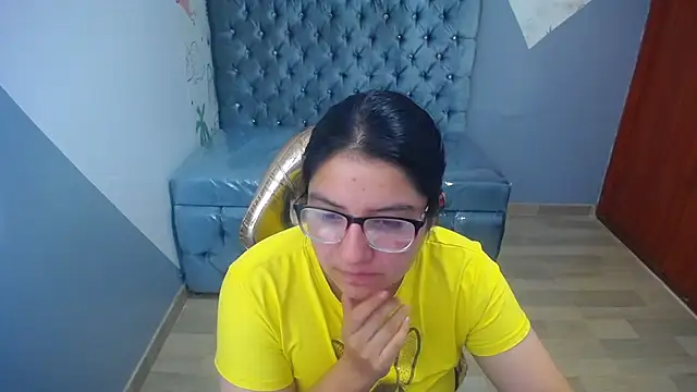 eva_smit_t - Eva_smit_t's free webcam - UK Sex Cams