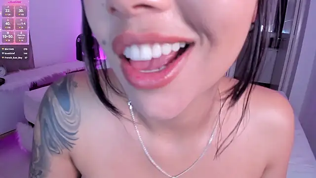 ElissaDominguez webcam