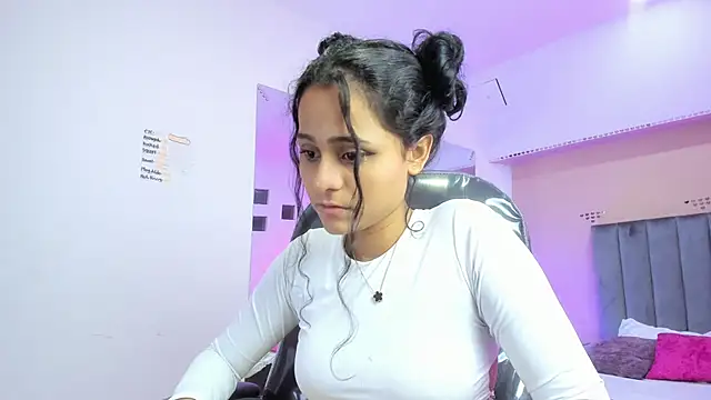 Giselle_Roldan webcam